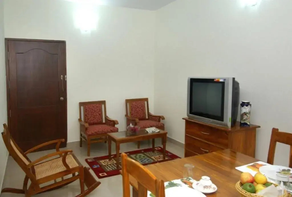 OYO 6110 Thalassa Suites