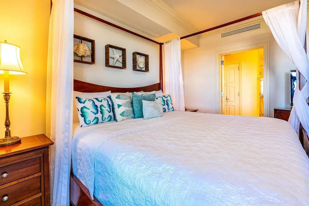 Ho'olei Ocean View Rooms by Coldwell Banker Island Vacations