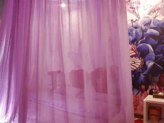 Xinjinjiang Boutique Hotel