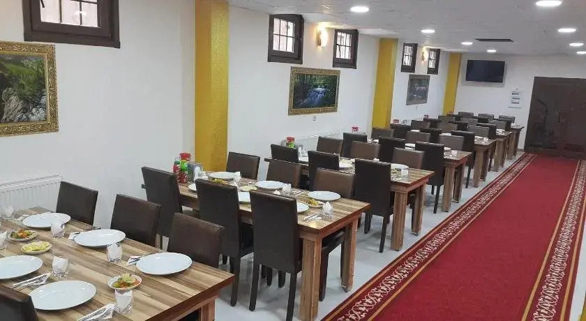 Cennet Sui̇t