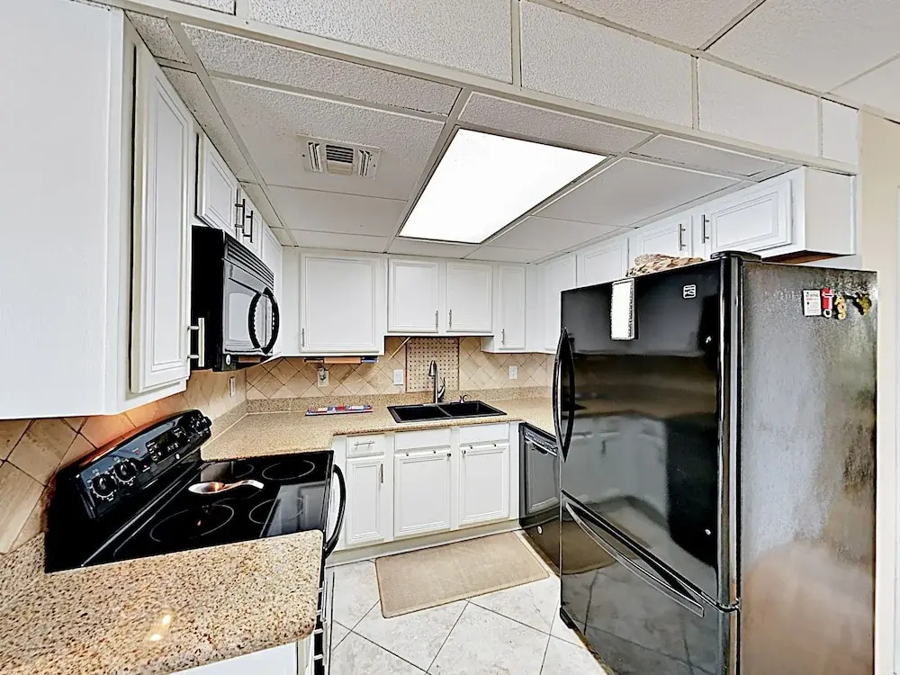 Bayside 2br W/ Pool, Hot Tub & Pier 2 Bedroom Condo