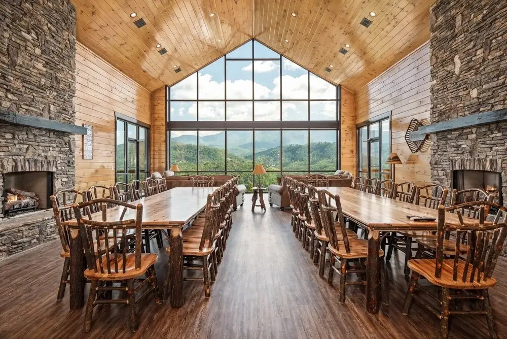 Greystone Pointe Lodge 15 Bedroom Residence by Redawning