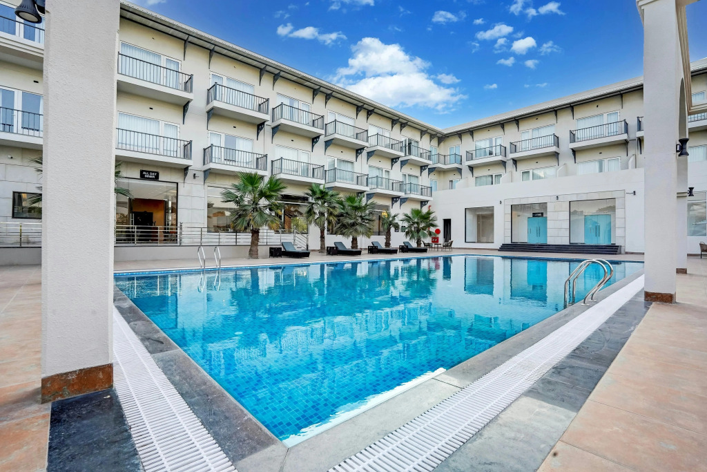 Sunday Resort & Spa Manesar Gurugram