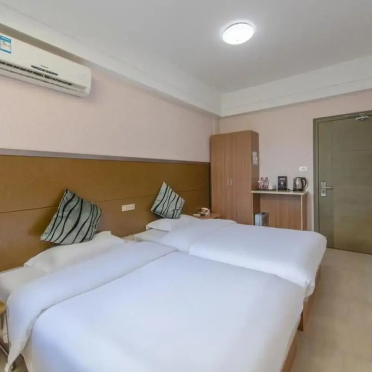 Floral Hotel Your House Yongjia