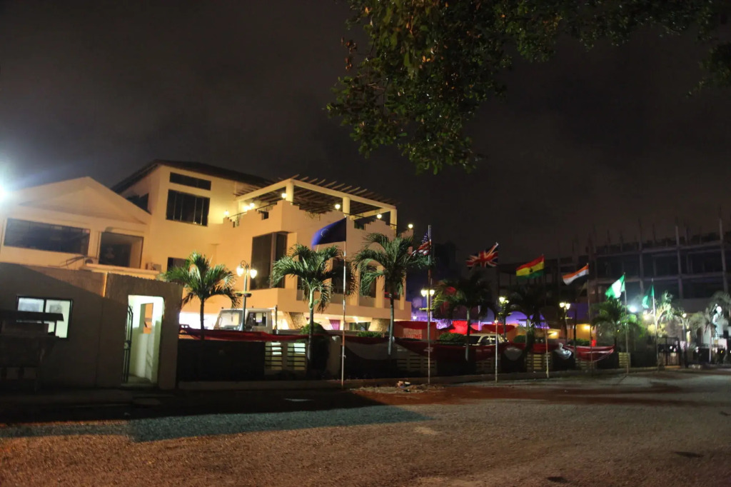 Nirvana Inn