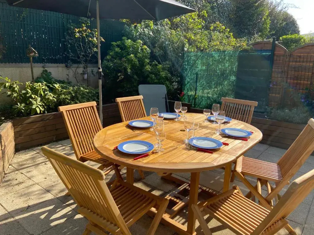 Maison familiale 80m2 - Terrasse au sud et garage.