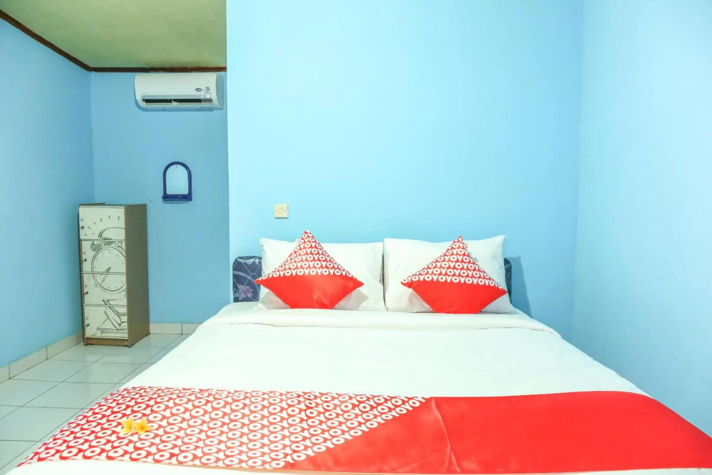 OYO 1662 Zury Homestay