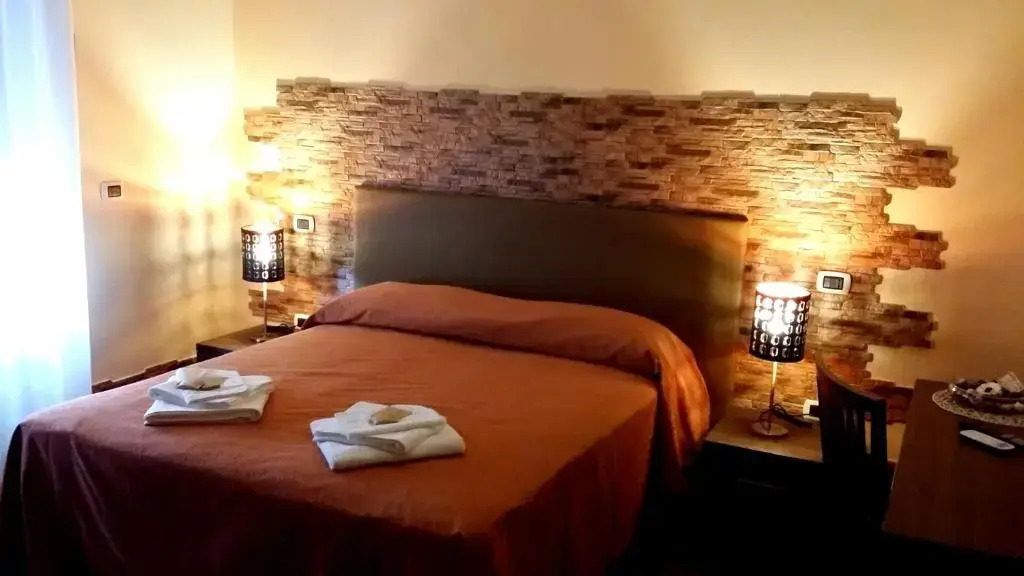Alis Laura Guest House - 10 mins to Colosseum, Modern & Near Metro