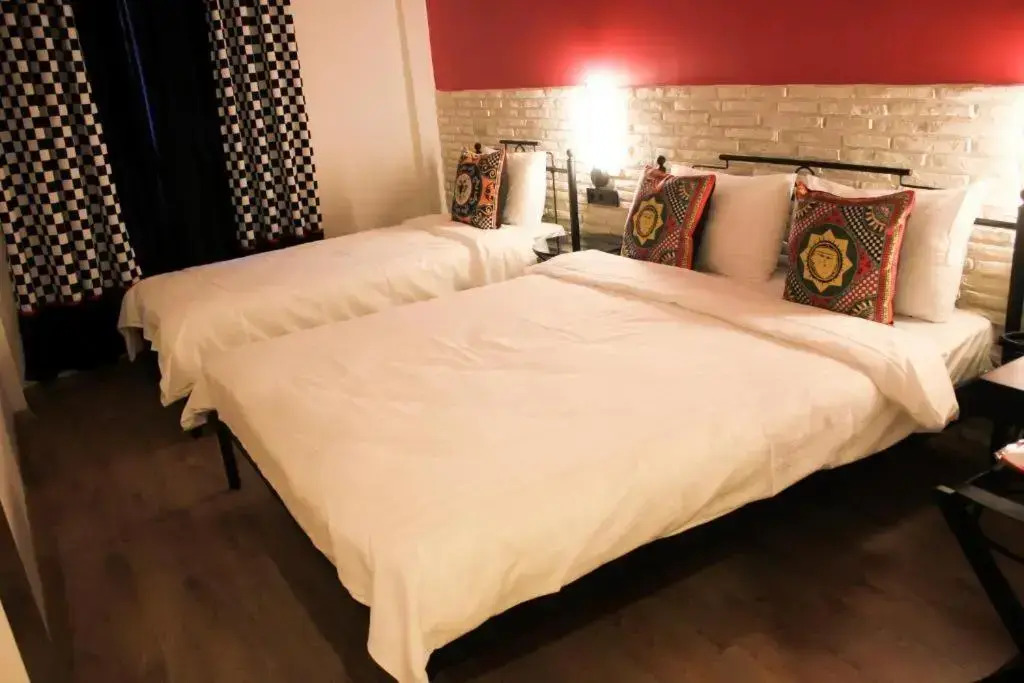THINK HOTEL