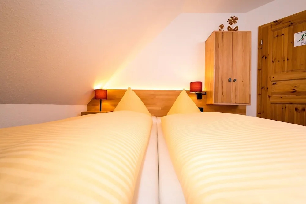 Wohlfühlhotel IM SCHLOSSPARK - Self CheckIn