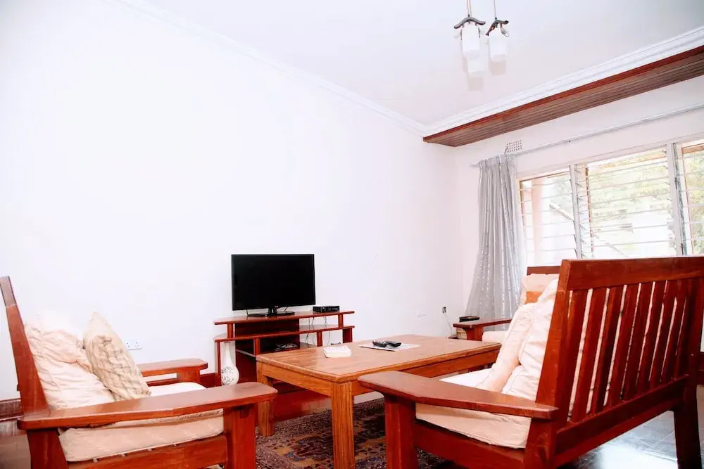 Lush Gardens Apartment 2