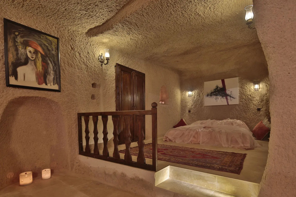 Yaren Cave House