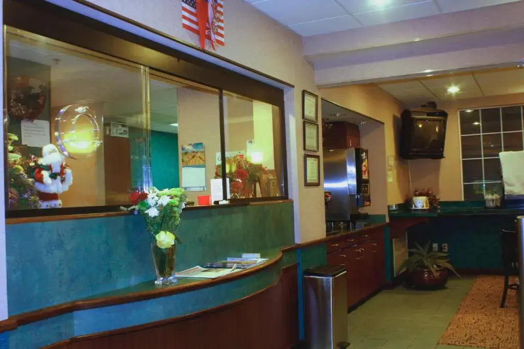 Garden City Inn
