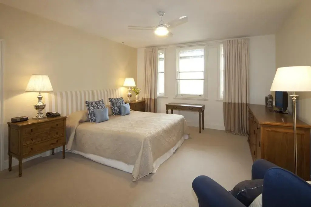 The Russell Boutique Hotel
