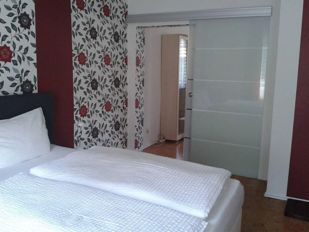 Hotel Pension am Kurmittelhaus