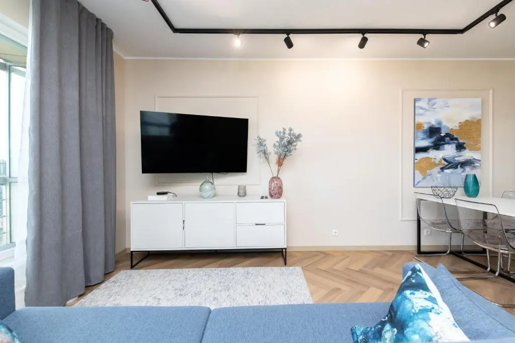 New Chic 2-bed at Viru by CentralApartments