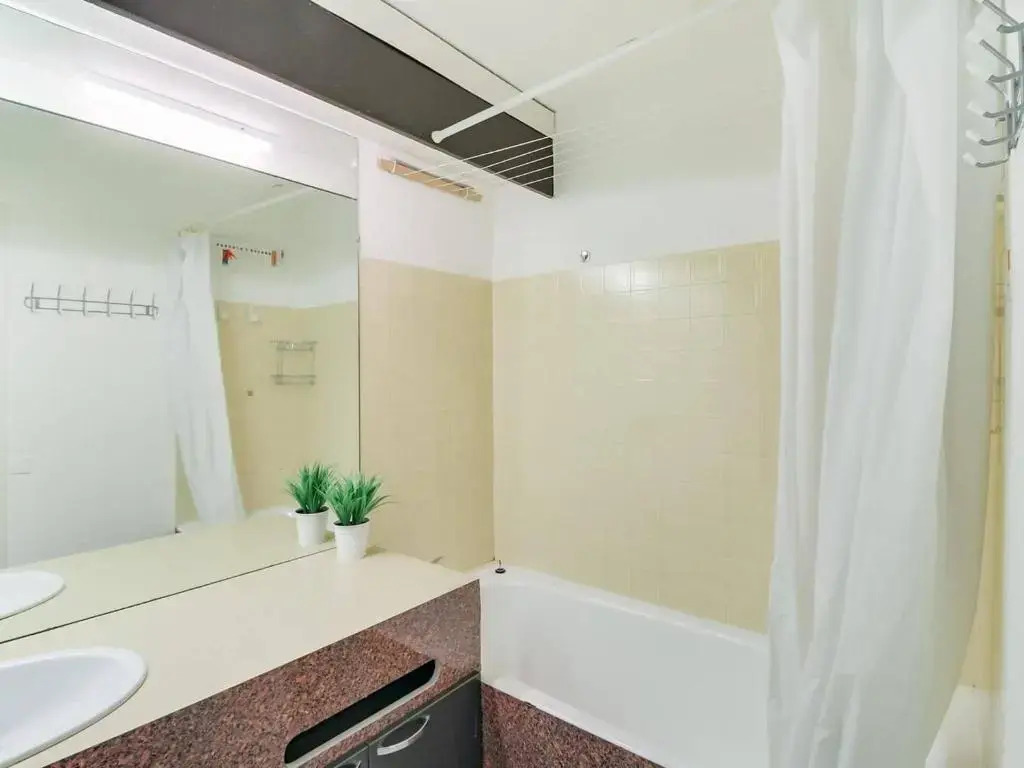 Appartement La Mongie, 2 pièces, 5 personnes - FR-1-404-57