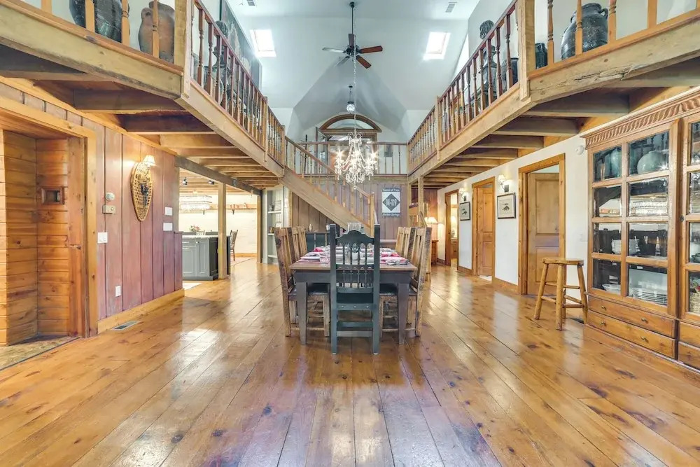 9 Mi to Boyne Resort! Farmhouse Near Town & Lake