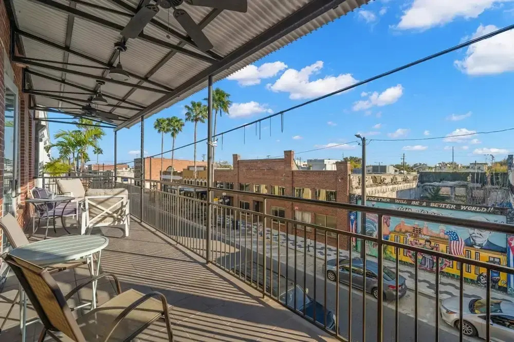NEW Sangria Suite Upscale Ybor Apt On 7th Ave