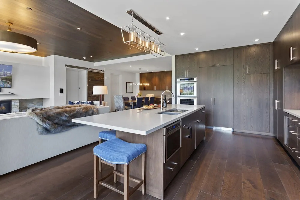 One Empire Pass Lodge at Deer Valley Resort - Three Bedroom Residence #504 3 Condo