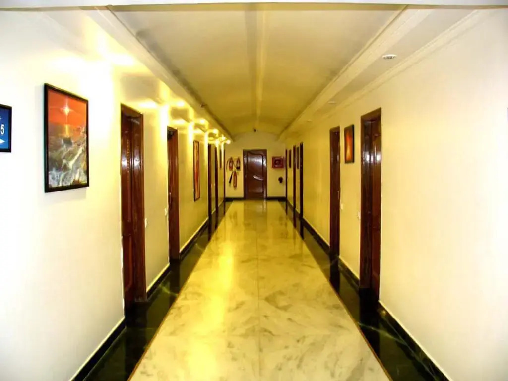 Hotel Lawrence