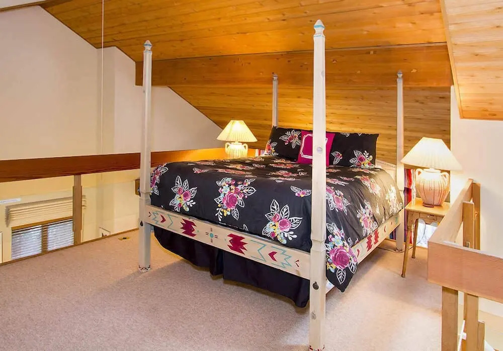 Snowcreek #630 - Near Lakes & Golf!