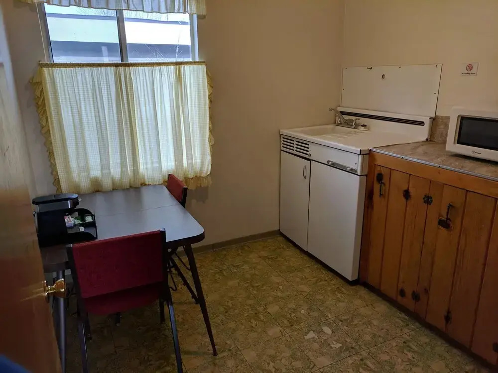Lakeview Motel