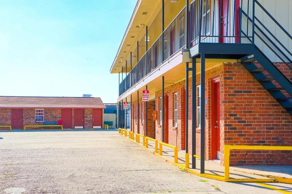 Economy Inn By OYO Lockport near Houma