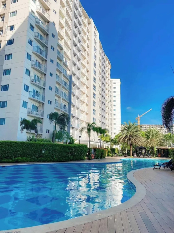 Paradise Staycation At South!