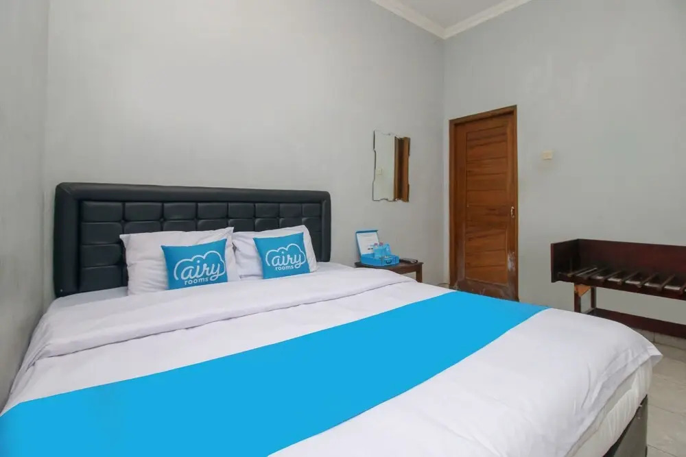 Airy Stasiun Balapan Monginsidi 106 Solo