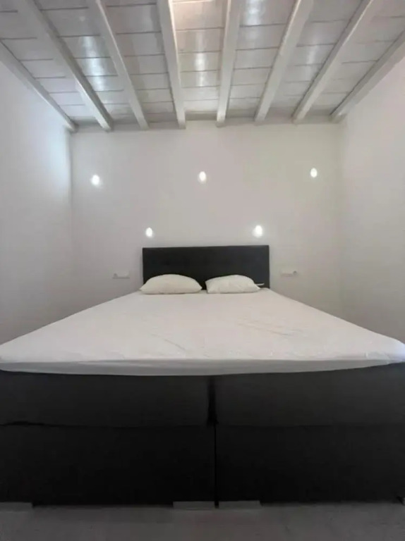 Charming Apartment in Ano Mera