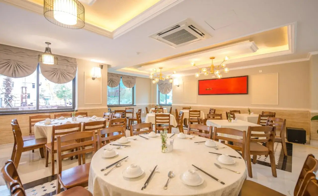 Orbit Hotel Nha Trang