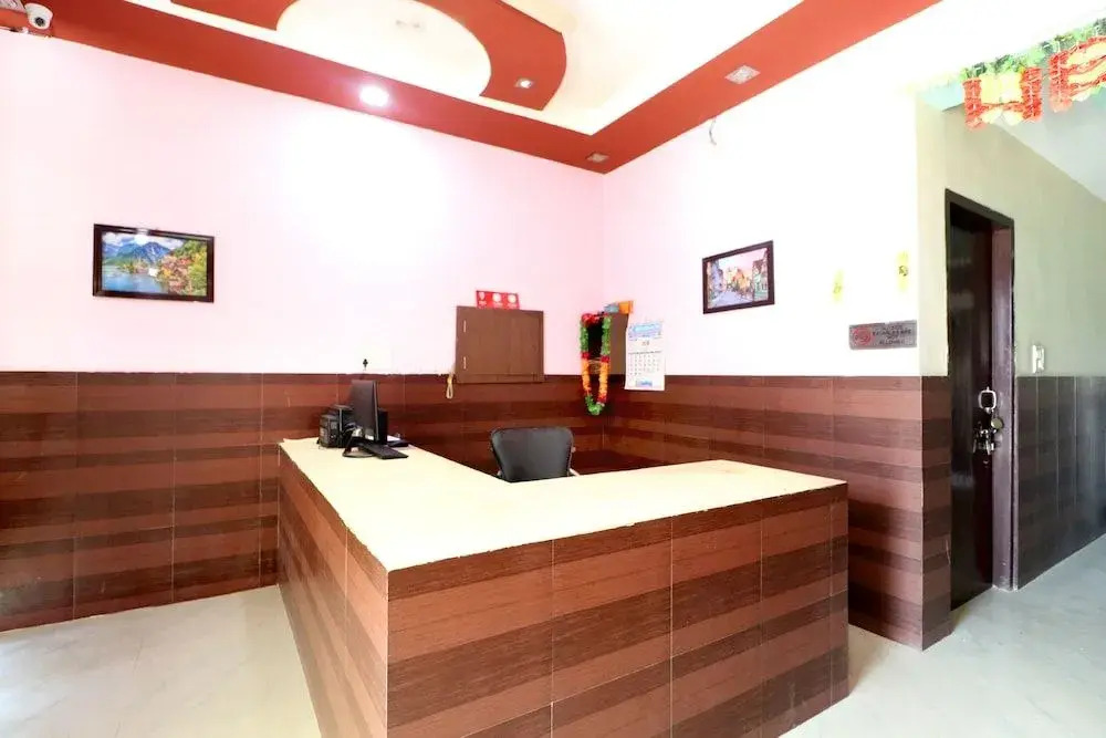 Oyo 40853 Hotel Classic