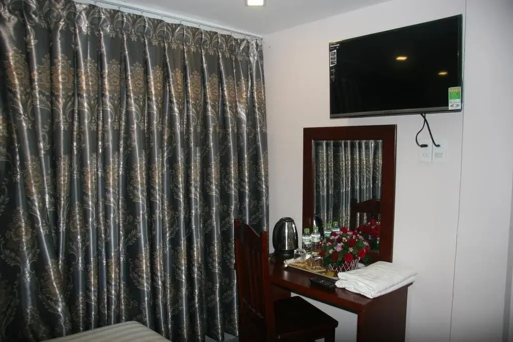 Yumi Hotel