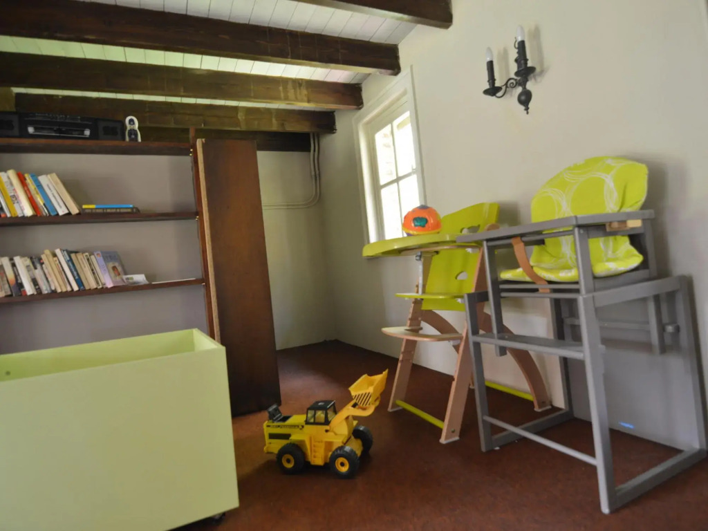Holiday Home in Saint-Omer near Lake & Forest