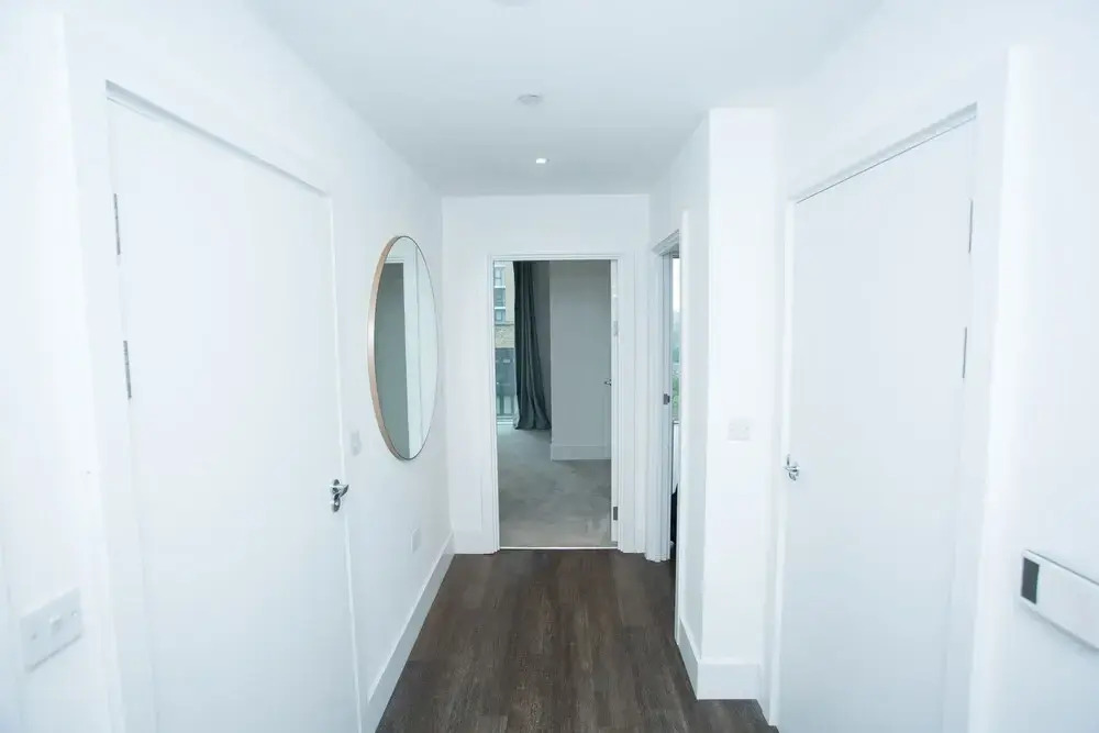 High view 2 Bedroom apt - Woolwich