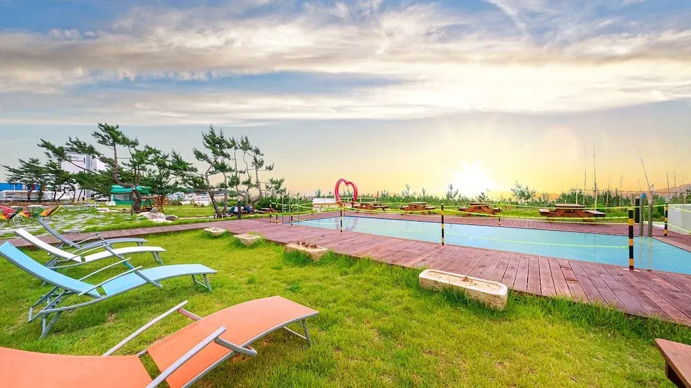 Bada Sol Hotel and Pension