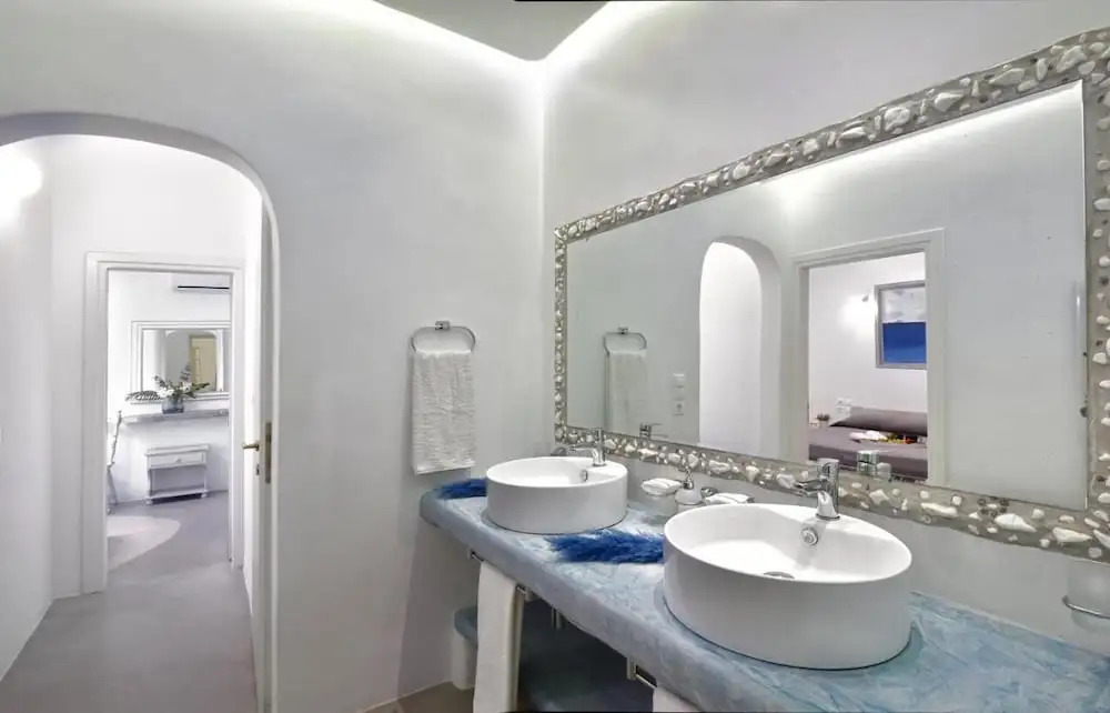 Fulfill your Holiday Dreams at Mikonos