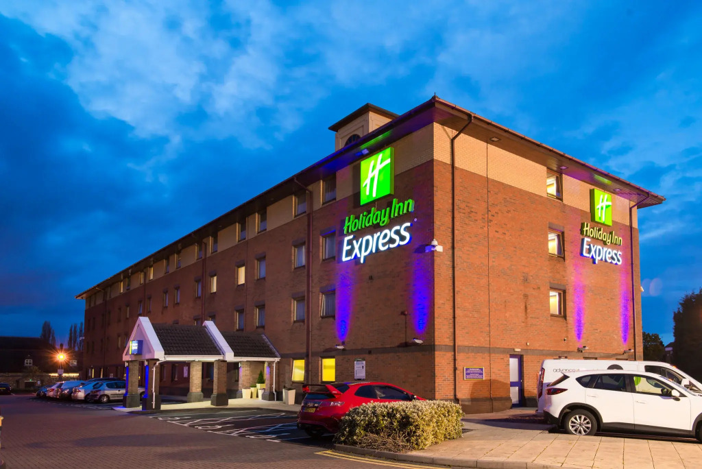 Holiday Inn Express Birmingham Oldbury by IHG