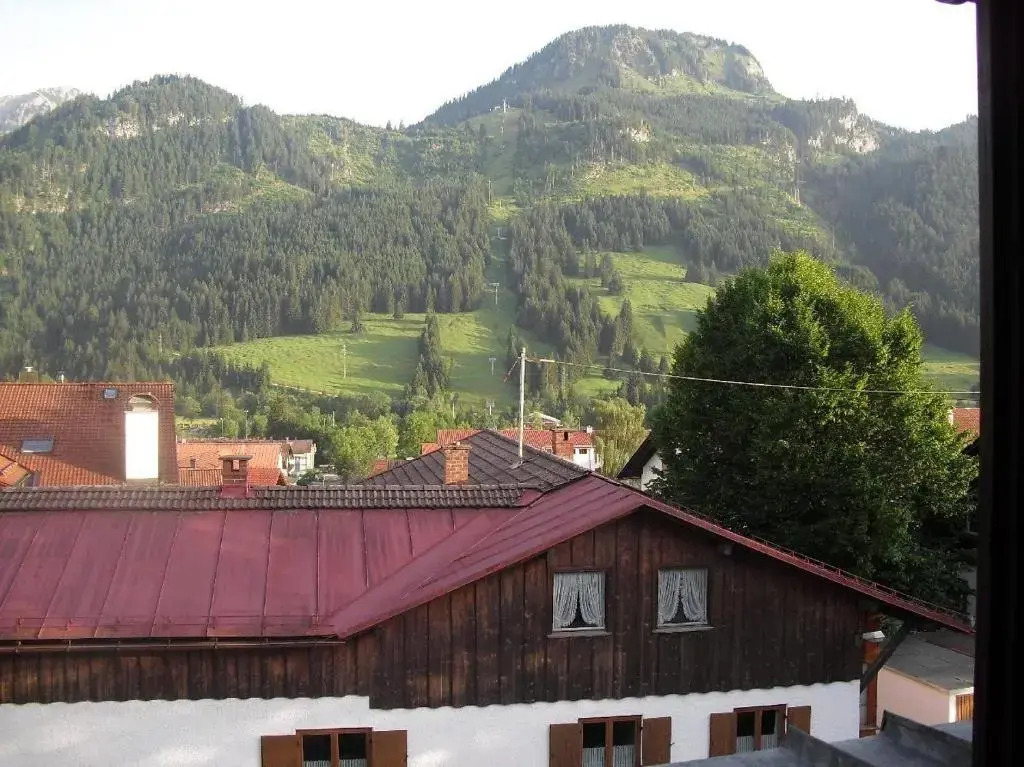 Allgaeublick-App23-Gaestehaus-in-Bad-Hindelang