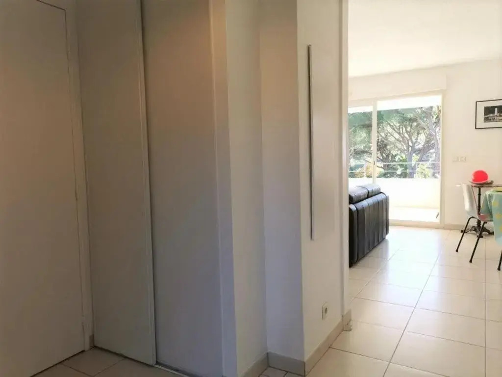 Appartement Cannes la Bocca, 2 pièces, 4 personnes - FR-1-609-14