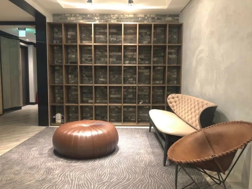 Taichung Easylazy Inn