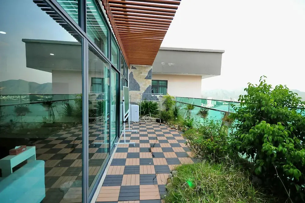 Beach Front Apartments Nha Trang