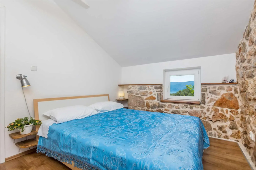 Holiday House Lara 04401