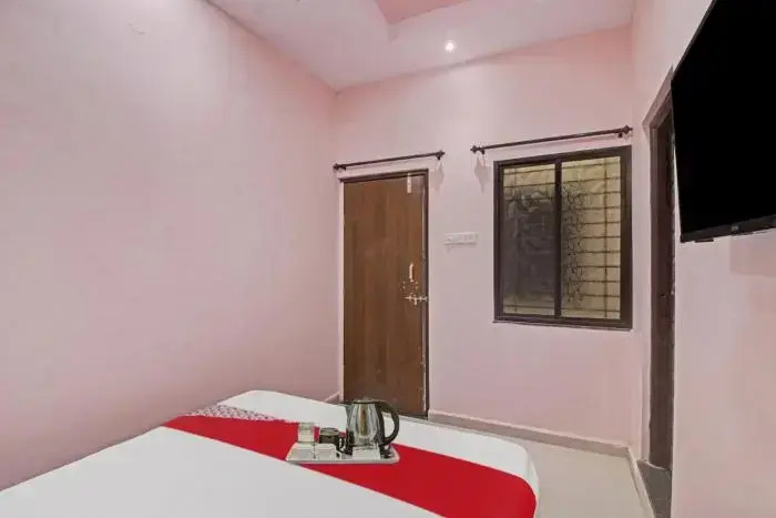 Hotel O by OYO R K Guest House