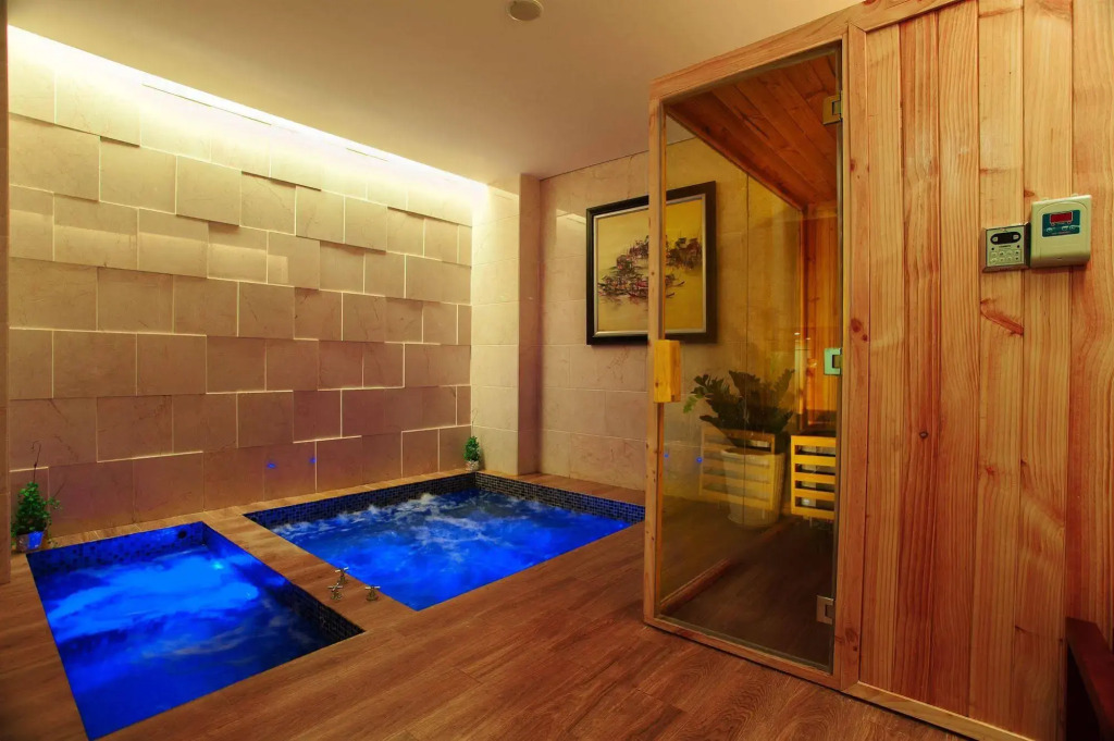 Nhat Ha L’Opera Hotel