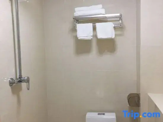 Yuelai Hotel Chain