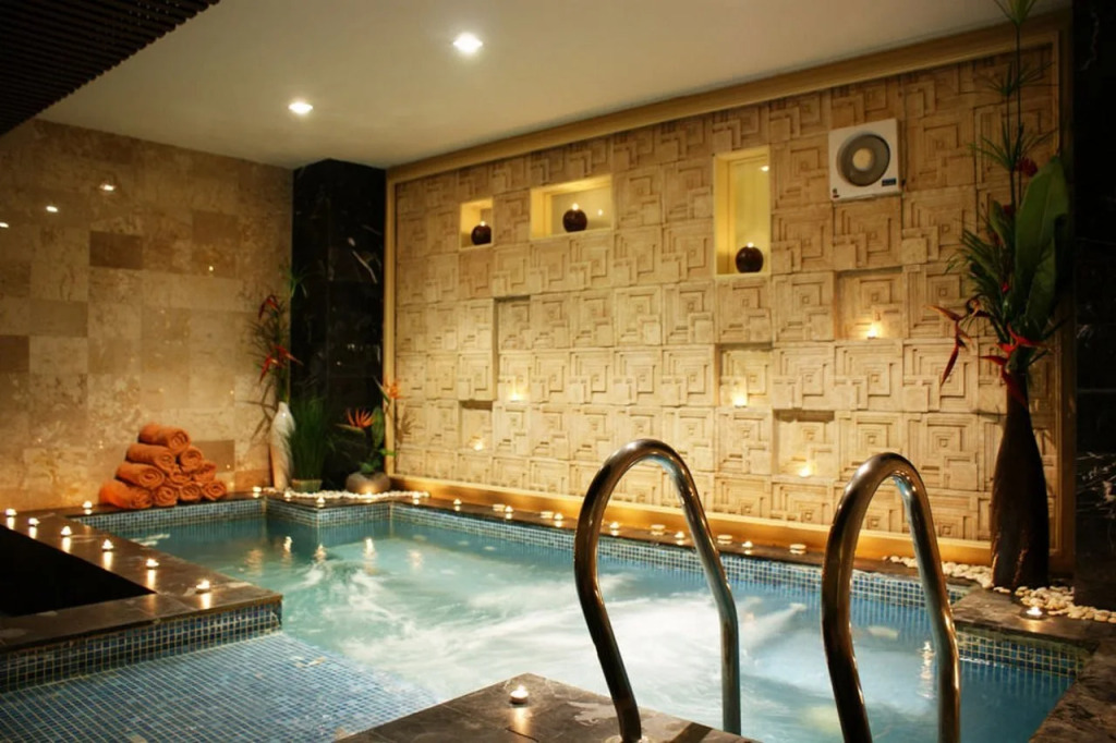 LK Mantra Pura Resort