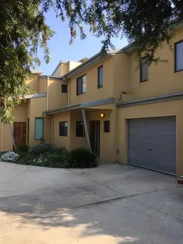 Central Cowes Family Townhouses
