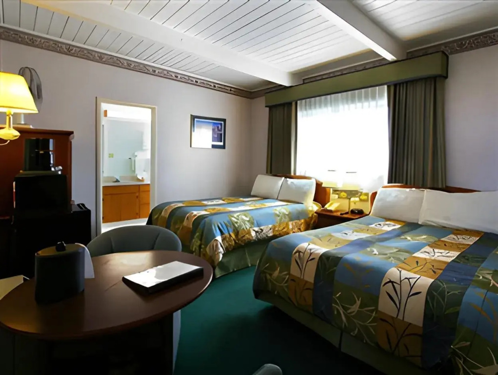 Francisco Bay Inn